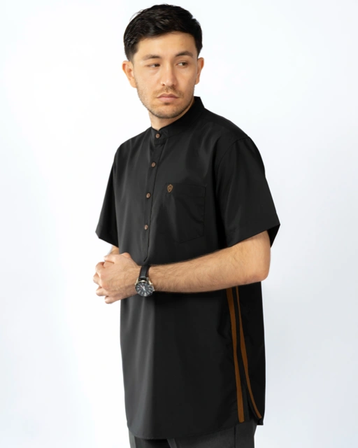 Image of Makhtab Kurta Bariq Black