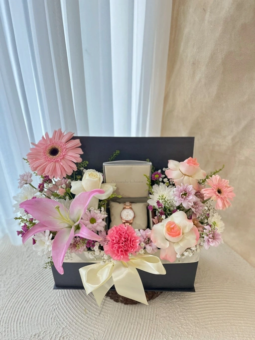 Image of Adeline Bloombox