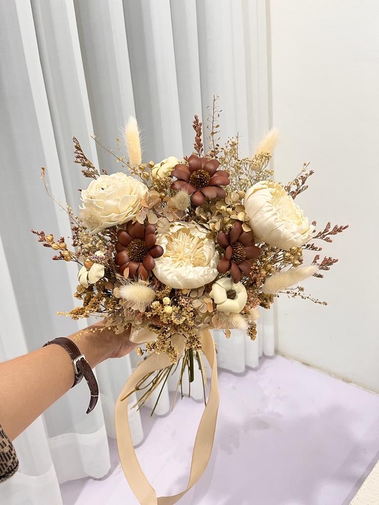 Hailey Dried Wedding Bouquet