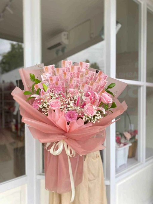 Image of Pauline Money Bouquet