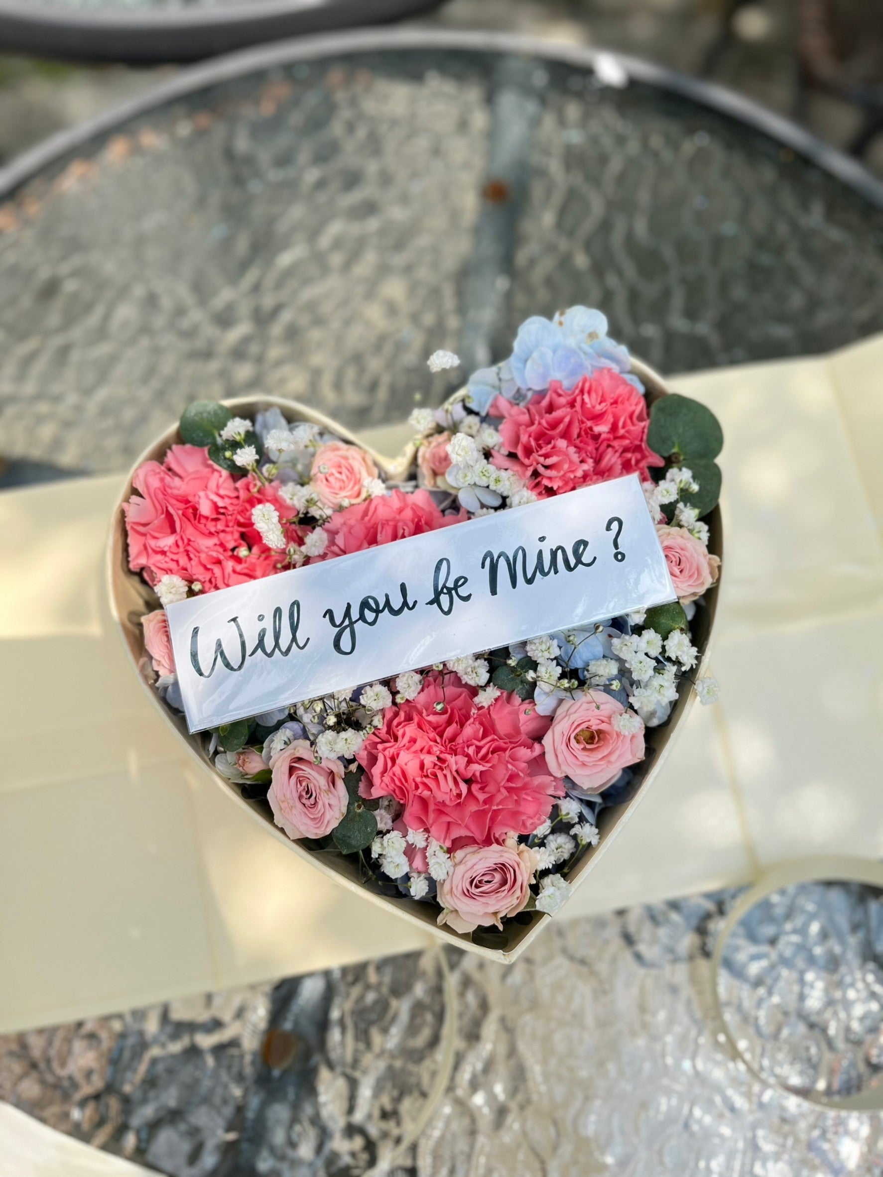 Hyland Love Box