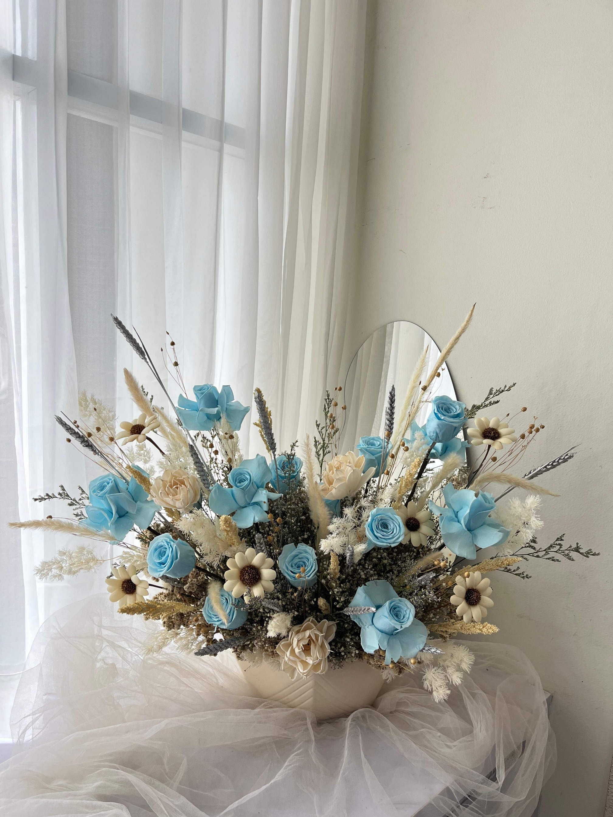 Rora Dried Vase