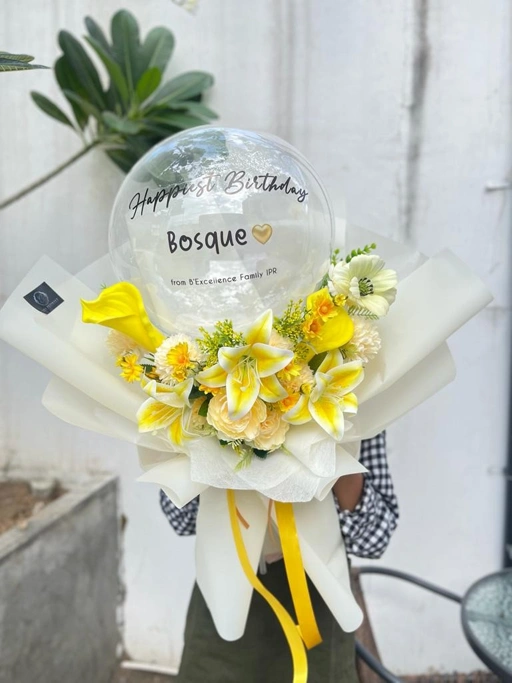 Image of Elivia Artificial Bouquet with Balloon