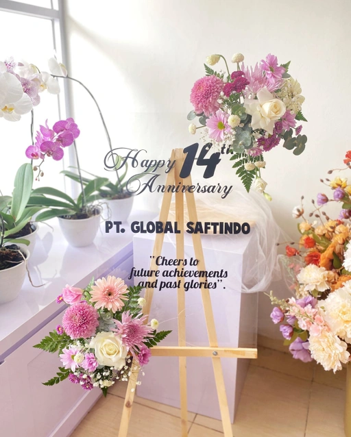 Image of Bora Acrylic