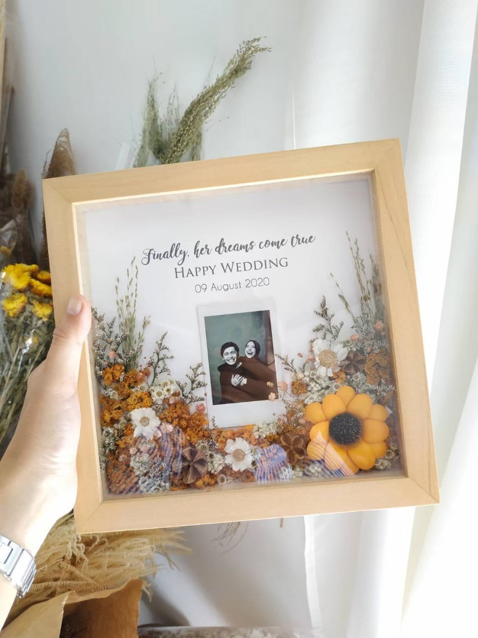 Fully Bloom Frame
