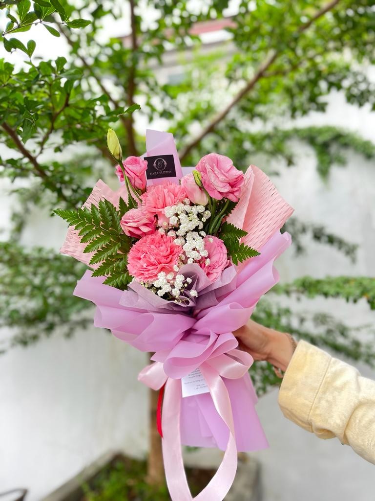 Kiyo Bouquet