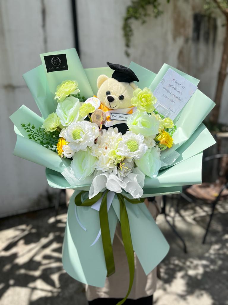 Davina Artificial Graduation Bouquet