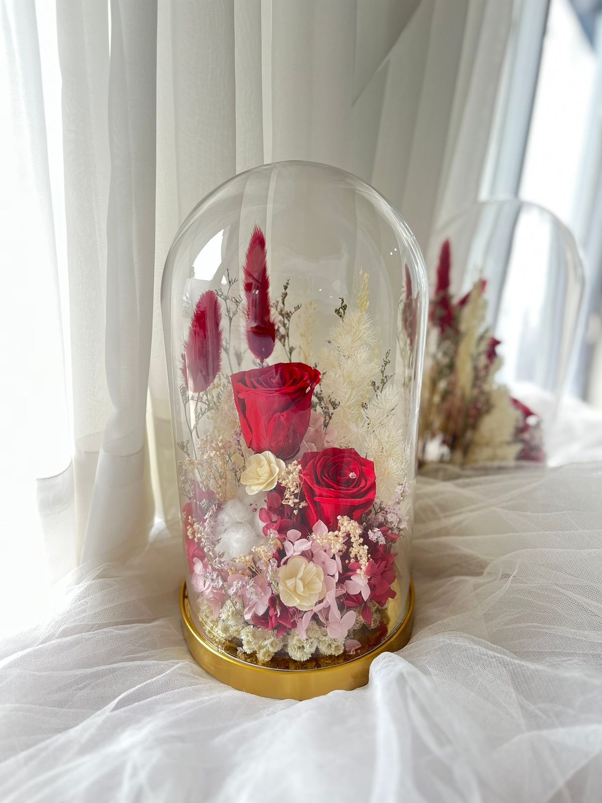 Big Glass Dome with Preserved Flowers