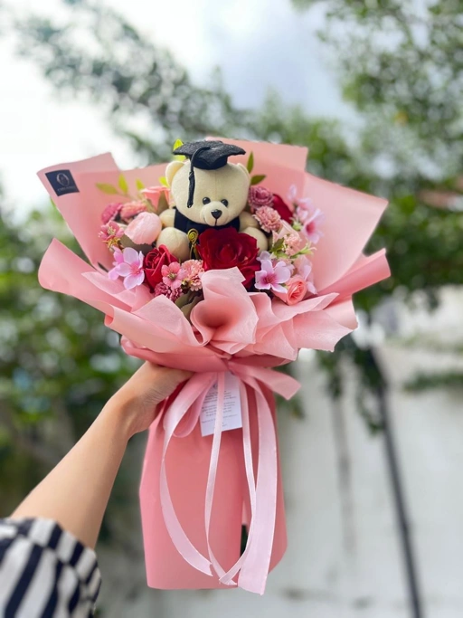Image of Kelia Artificial Graduation Bouquet