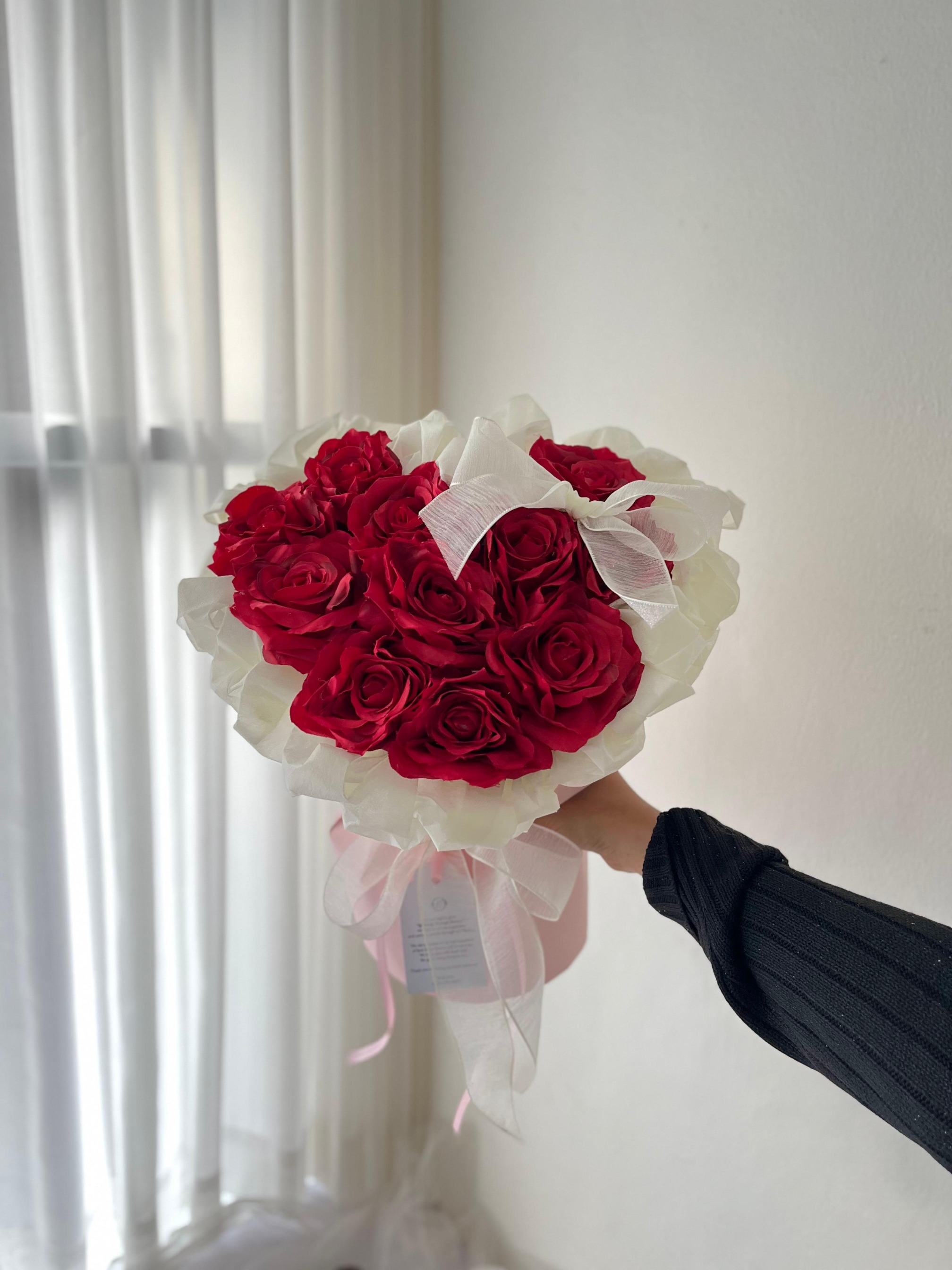 Winola Artificial Bouquet