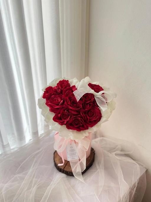 Image of Winola Artificial Bouquet