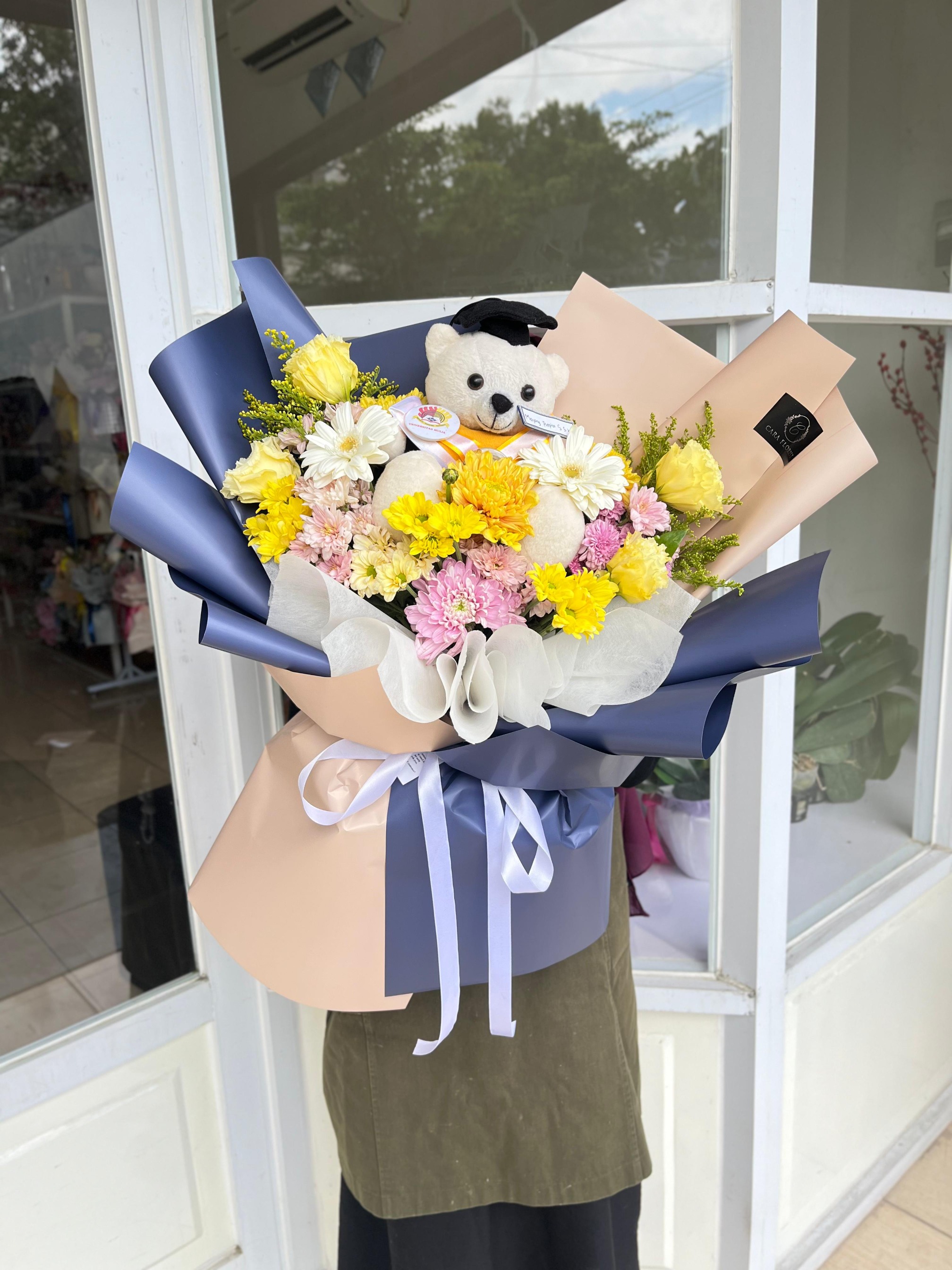 Shamila Graduation Bouquet