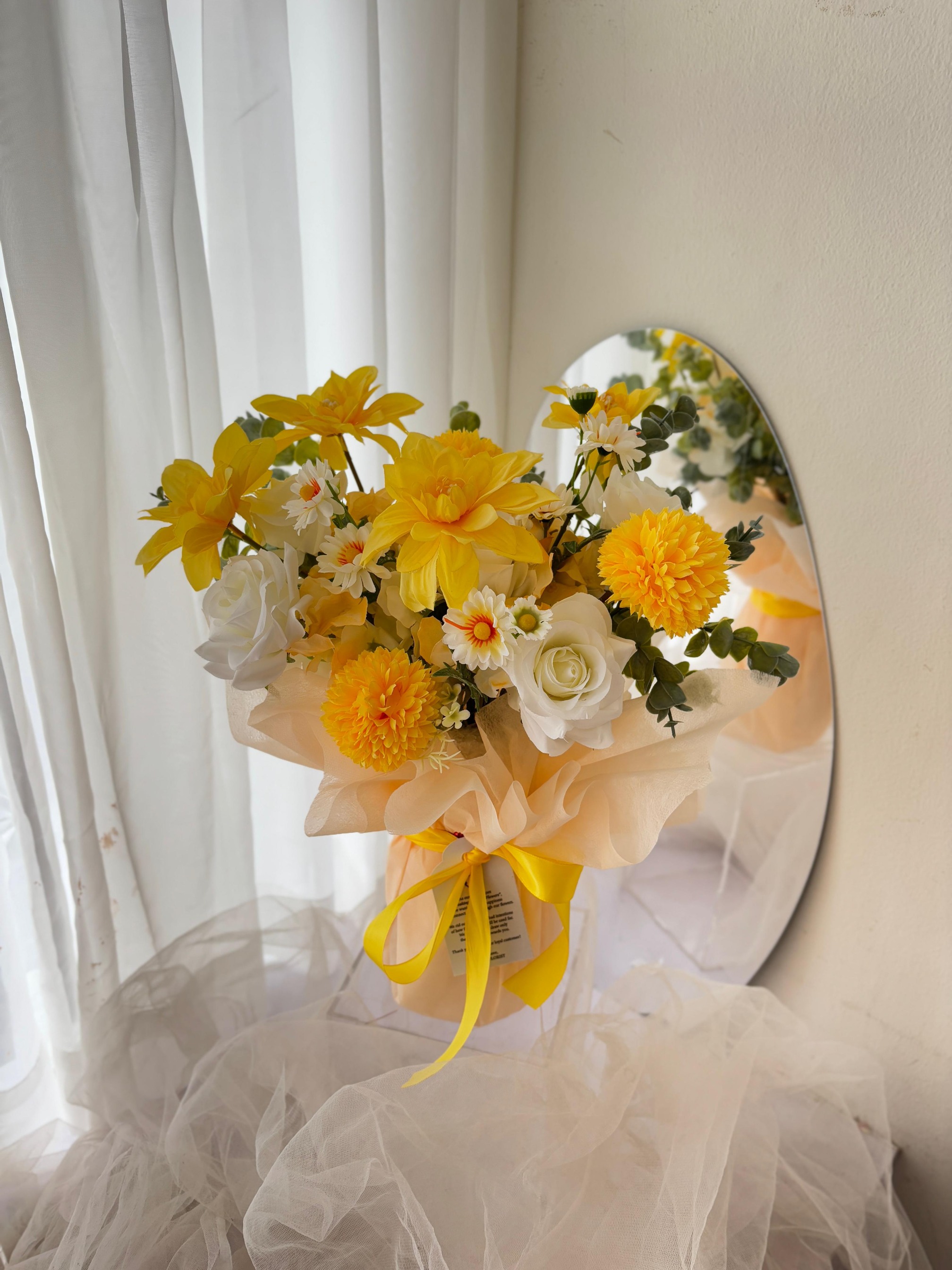 Elara Artificial Vase