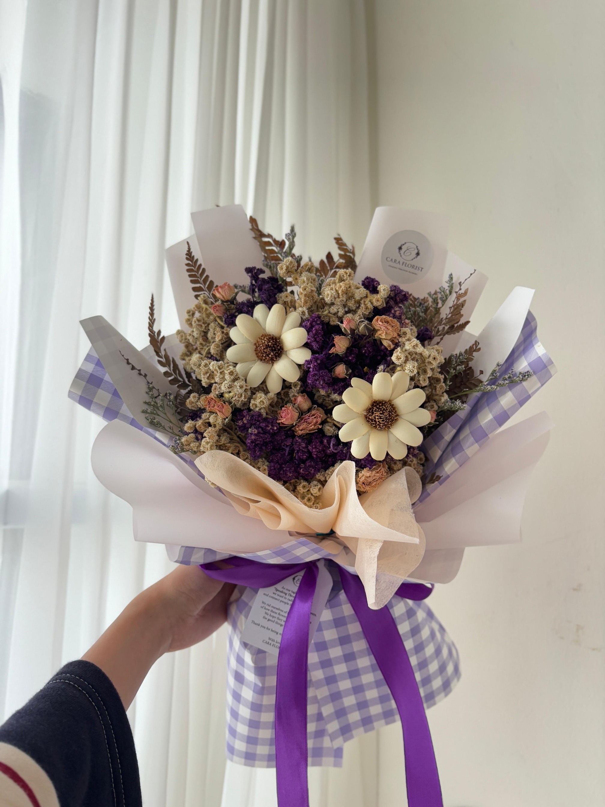 Edelweis Dried Flower Bouquet