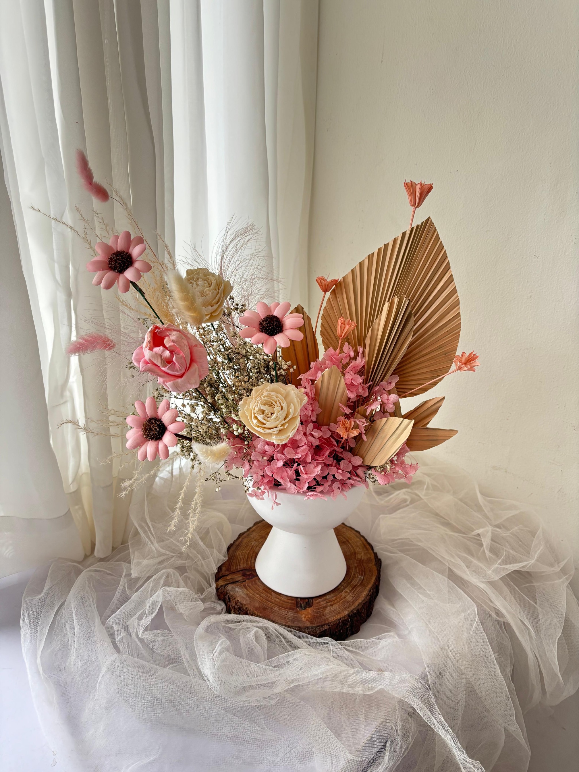 Evelyn Dried Vase