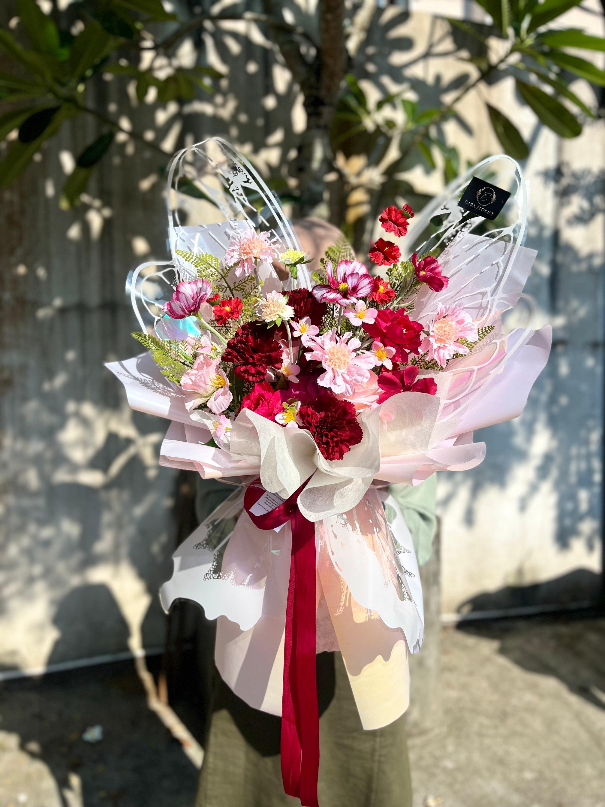 Mariposa Artificial Bouquet