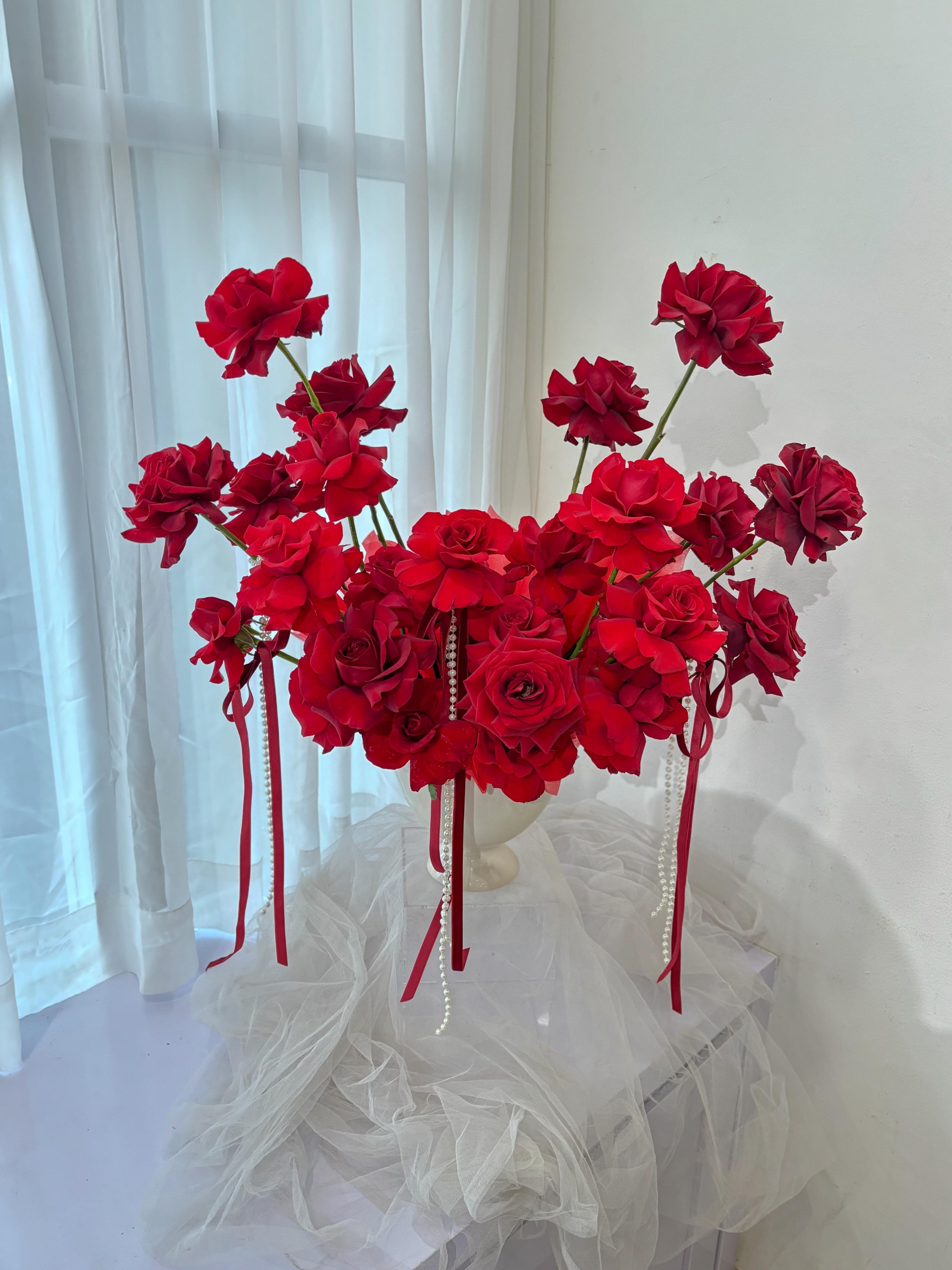Rosette Rose Vase