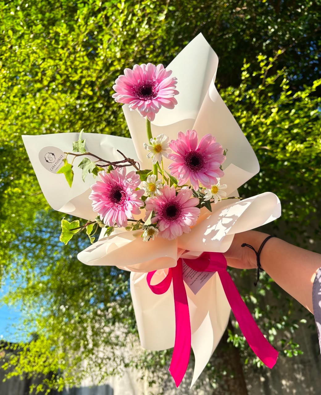 Lowy Bouquet