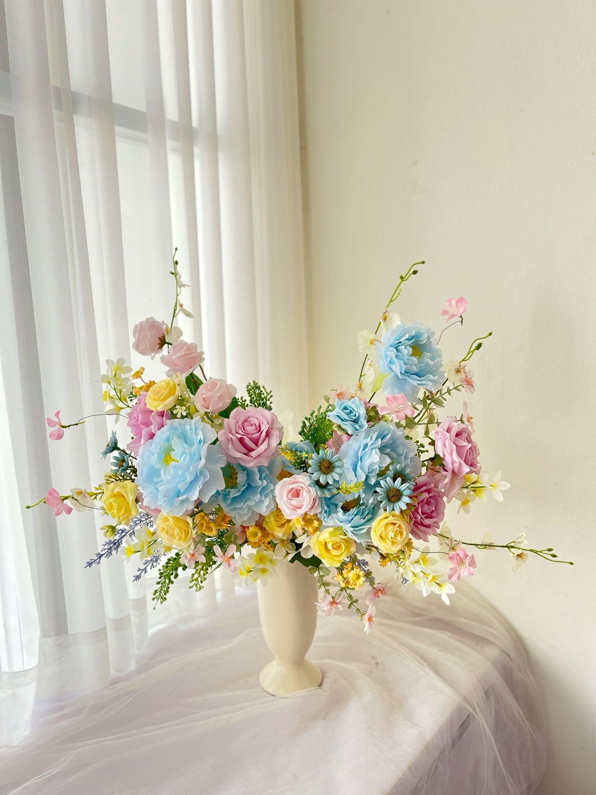 Candy Artificial Flower Vase