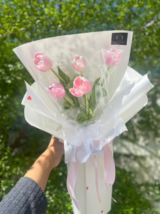 Image of Haerin Tulip Bouquet