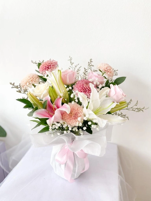 Image of Camella Vase