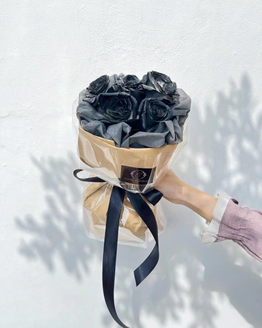 Image of Black Roses Bouquet