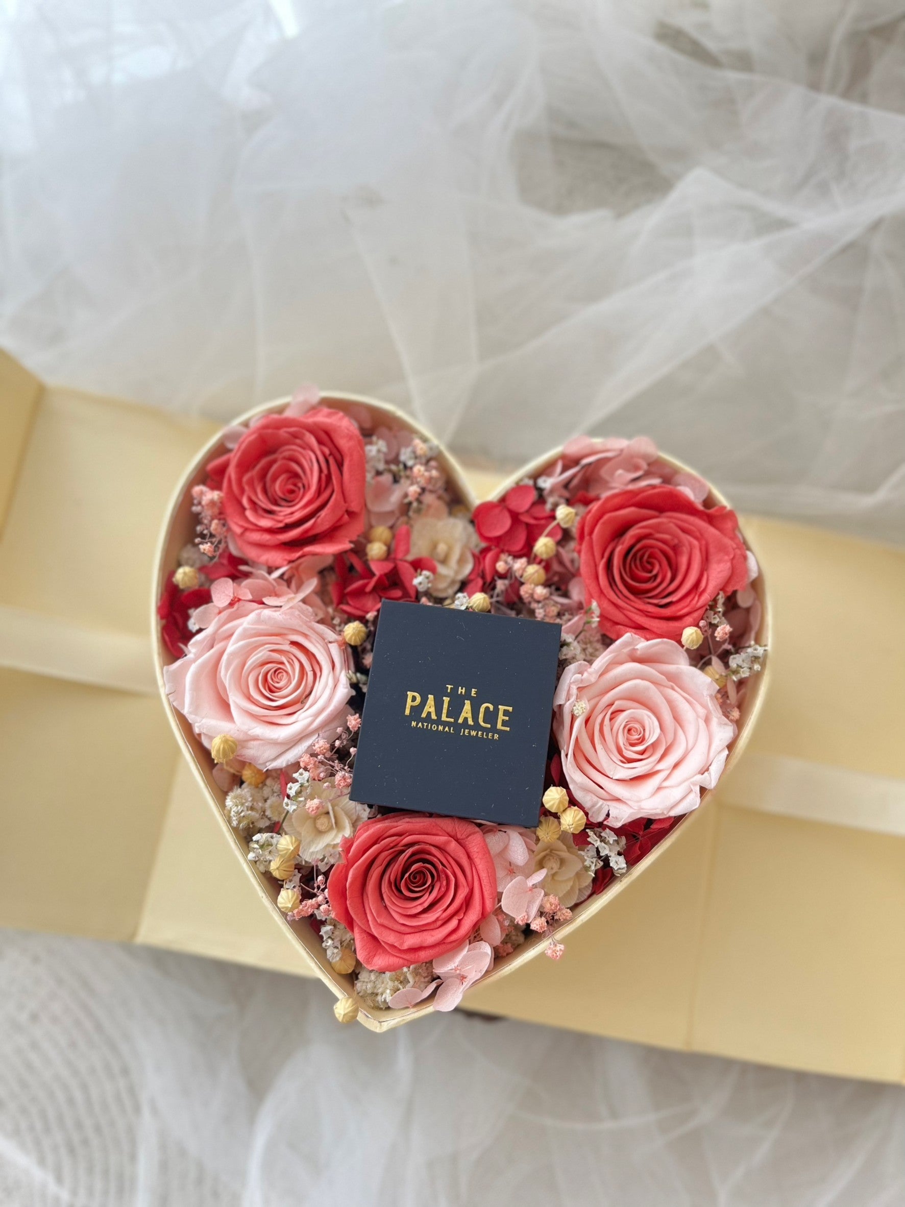 Madre Love Box