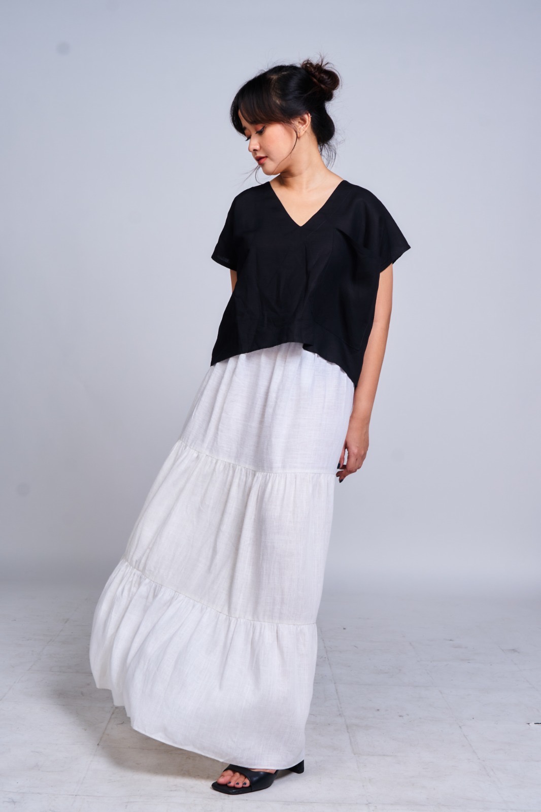 RUFFLE SKIRT WHITE