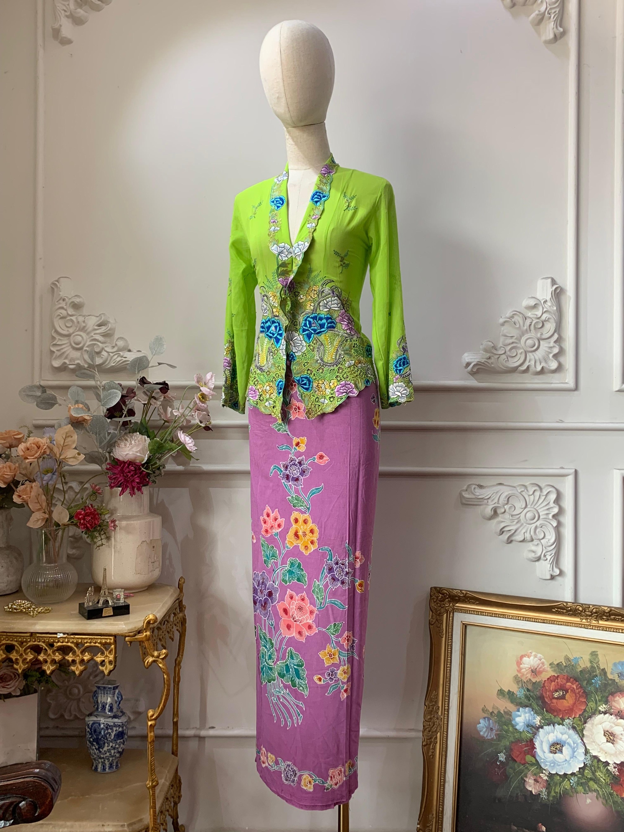 ZAALI - Kebaya Gardenia Rose