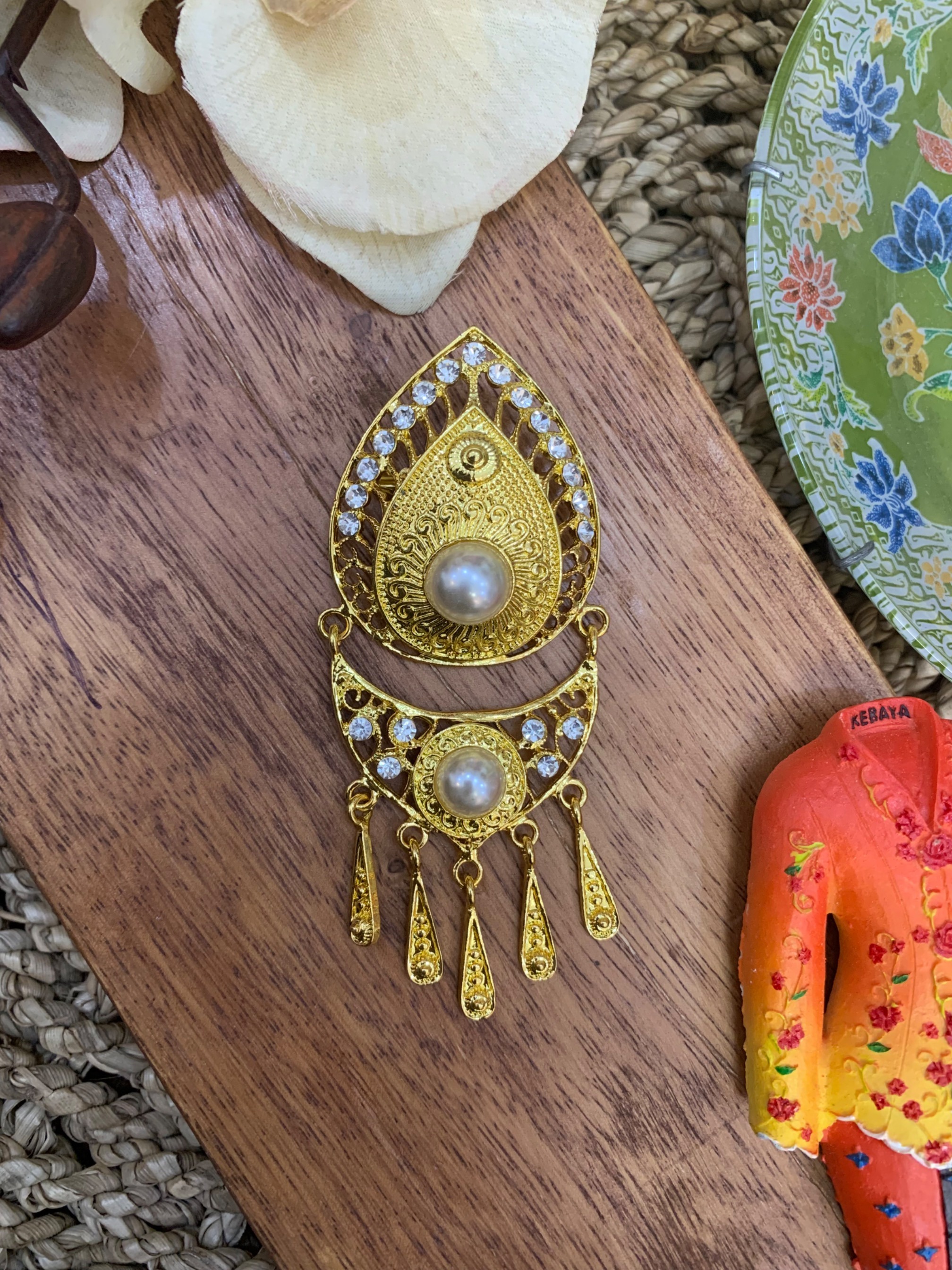 ZAALI - Ethnic Brooch 