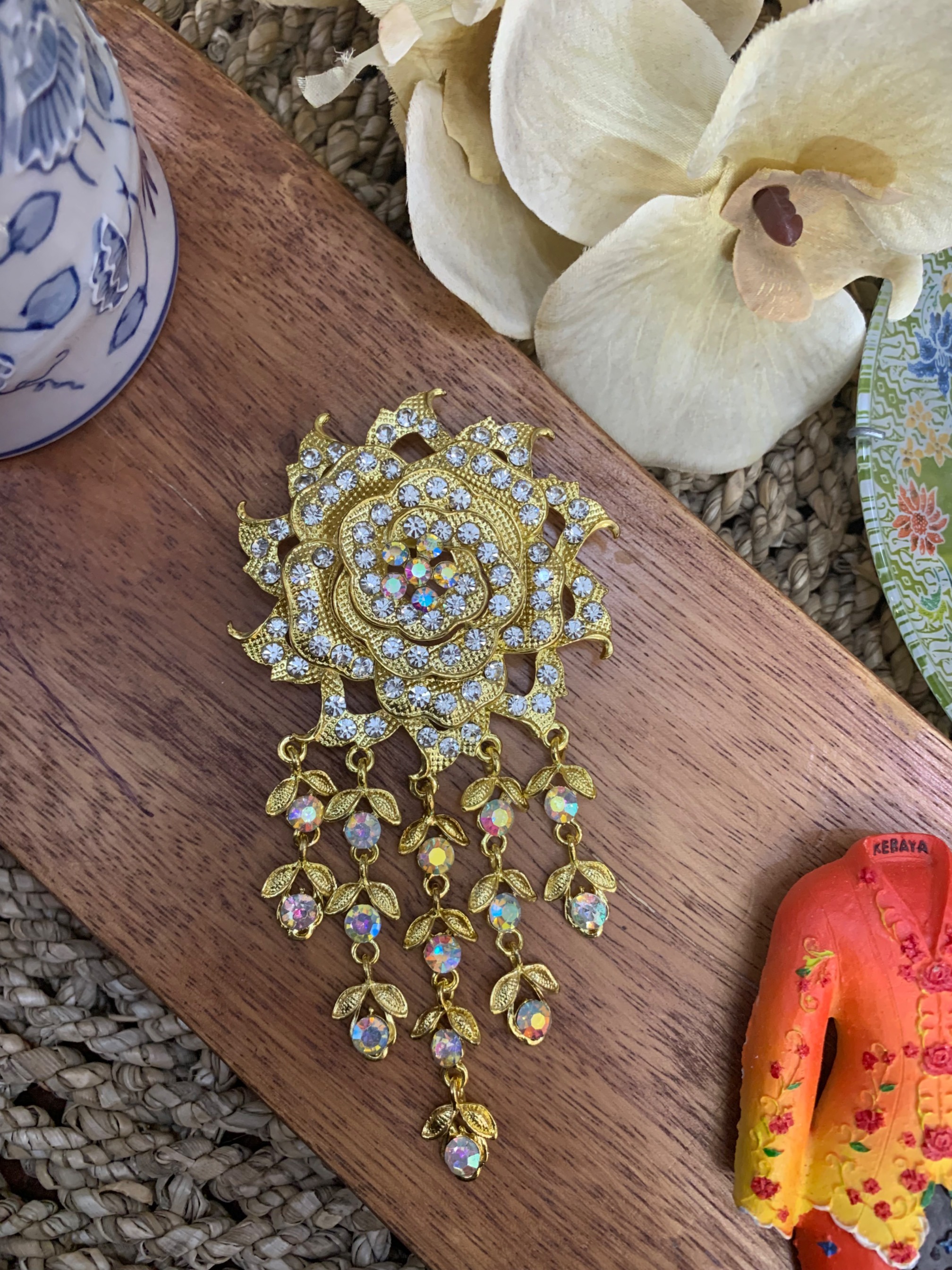 ZAALI - Ethnic Brooch 