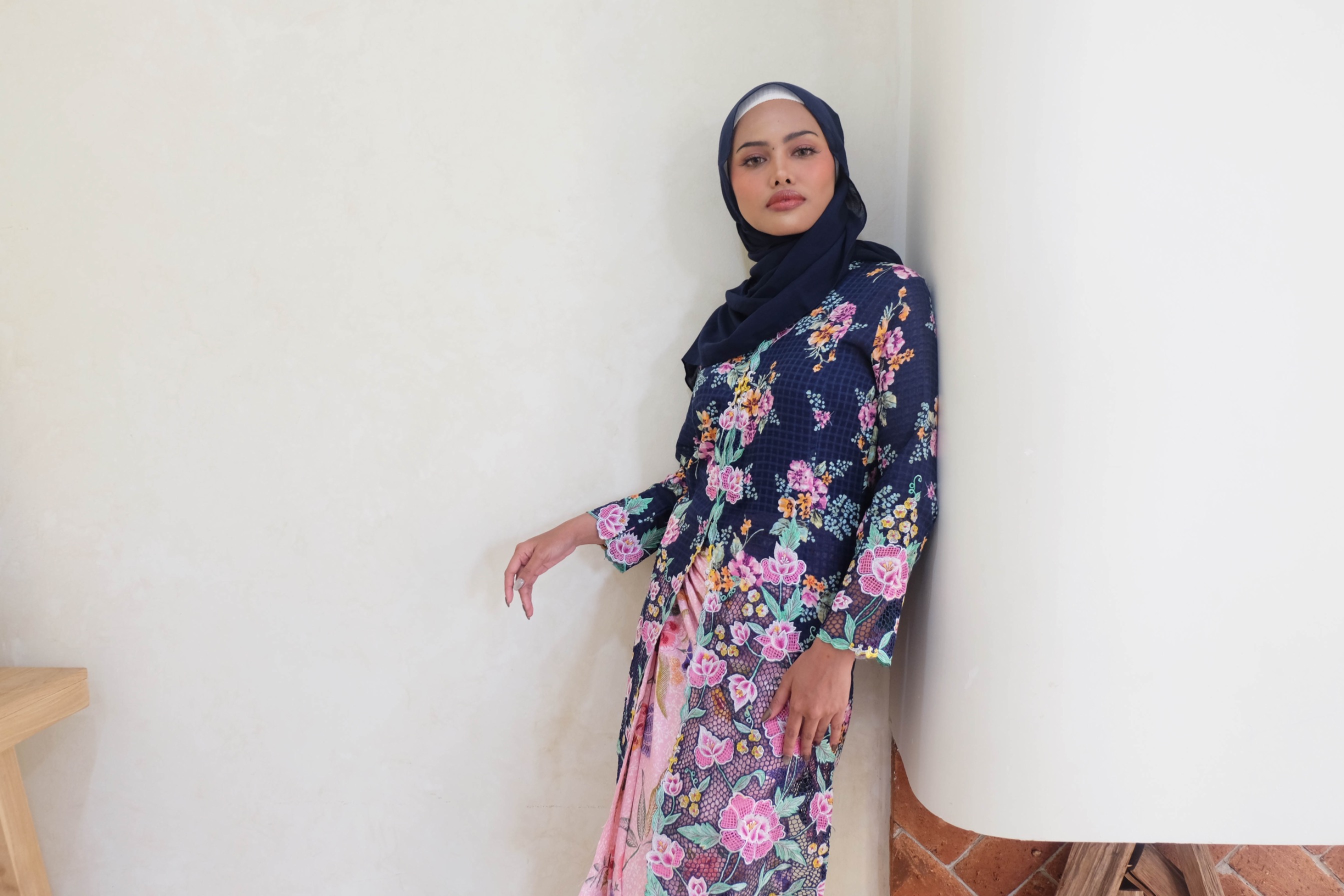 Long Kebaya Midnight Peony