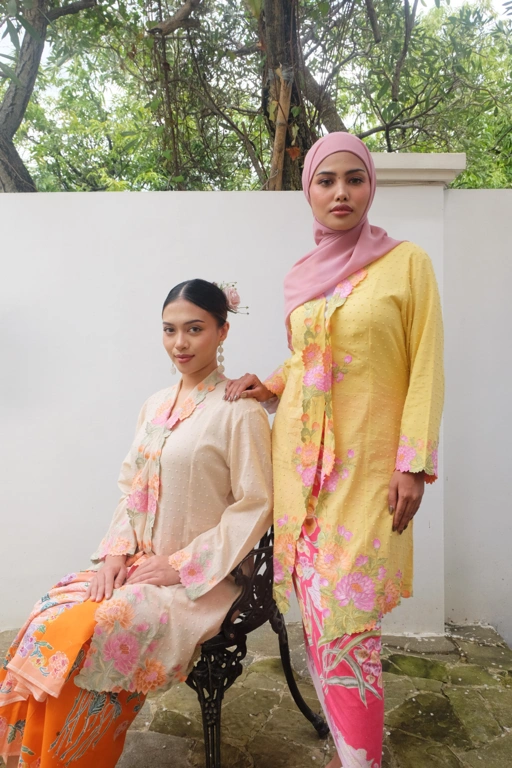 Image of ZAALI Long Kebaya Seruni with Batik Skirt