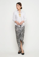 ZAALI - Kebaya Dara V Neck Kirana