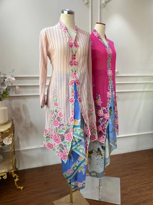 Image of Long Kebaya Stripe Dahlia