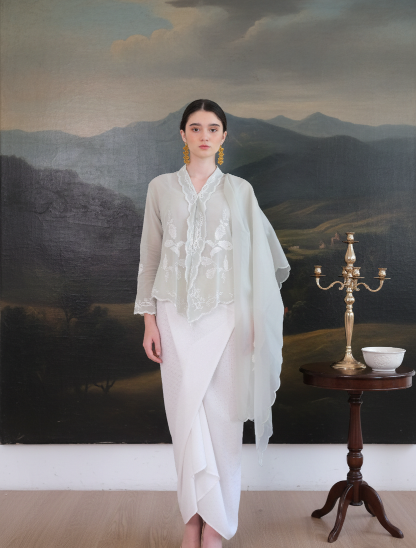 ZAALI - Kebaya Cala Lily Set with Shawl Embroidery