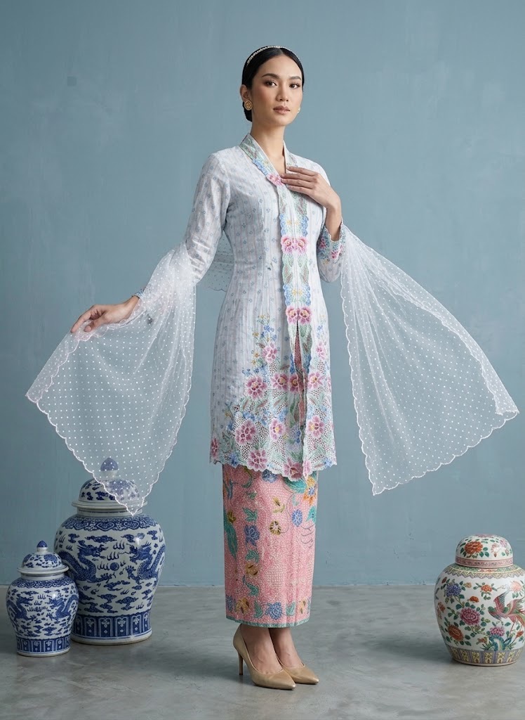 Long Kebaya Little Rose