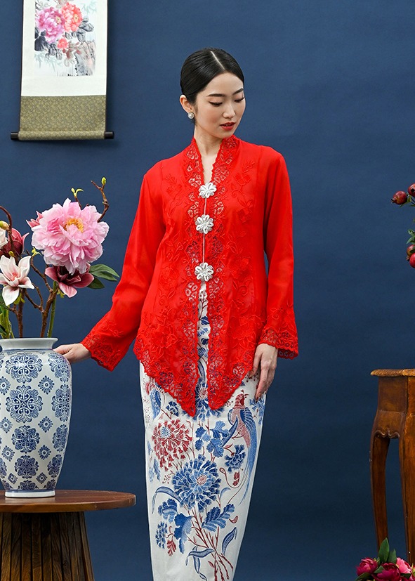 ZAALI - Kebaya Dara V Neck Kirana