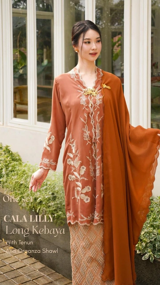 Image of ZAALI - Long Kebaya Cala Lilly One Set With Tenun And Shawl