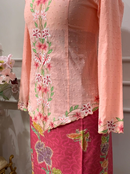 ZAALI - Kebaya Lilly Butterfly