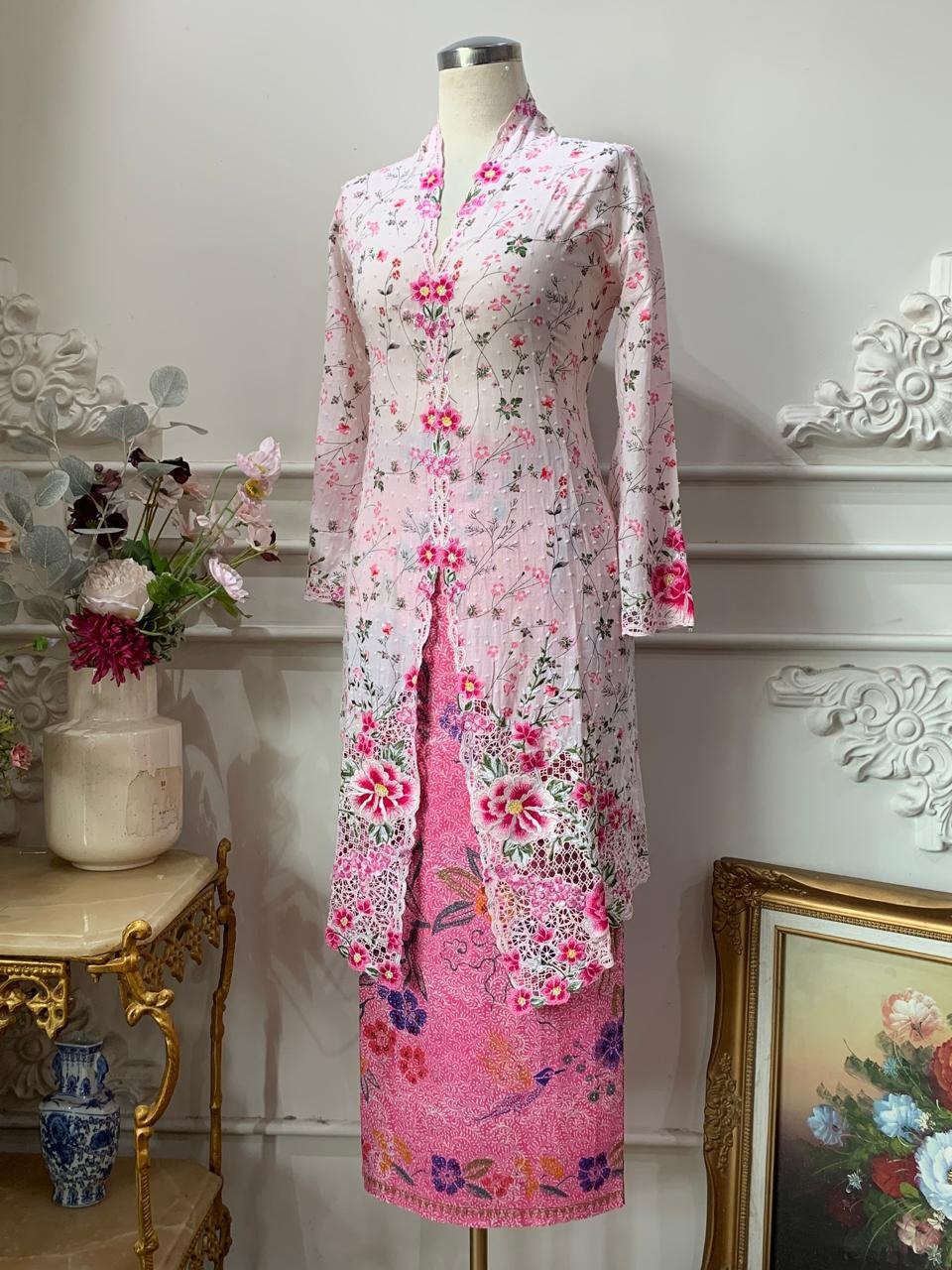 ZAALI - Long Kebaya Peony Vintage Set