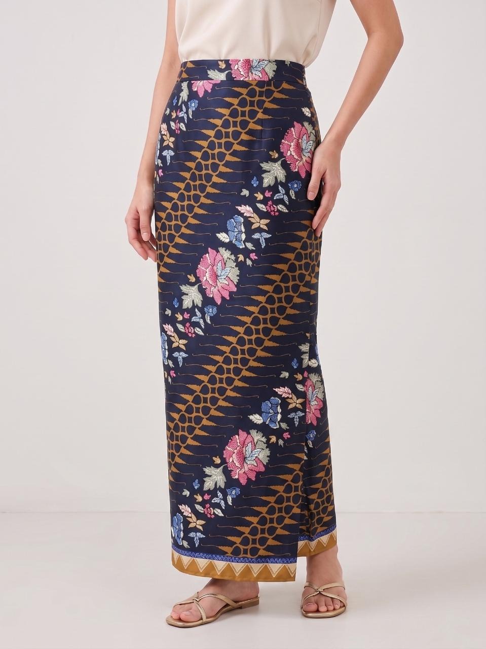 ZAALI - Batik Maxi Skirt