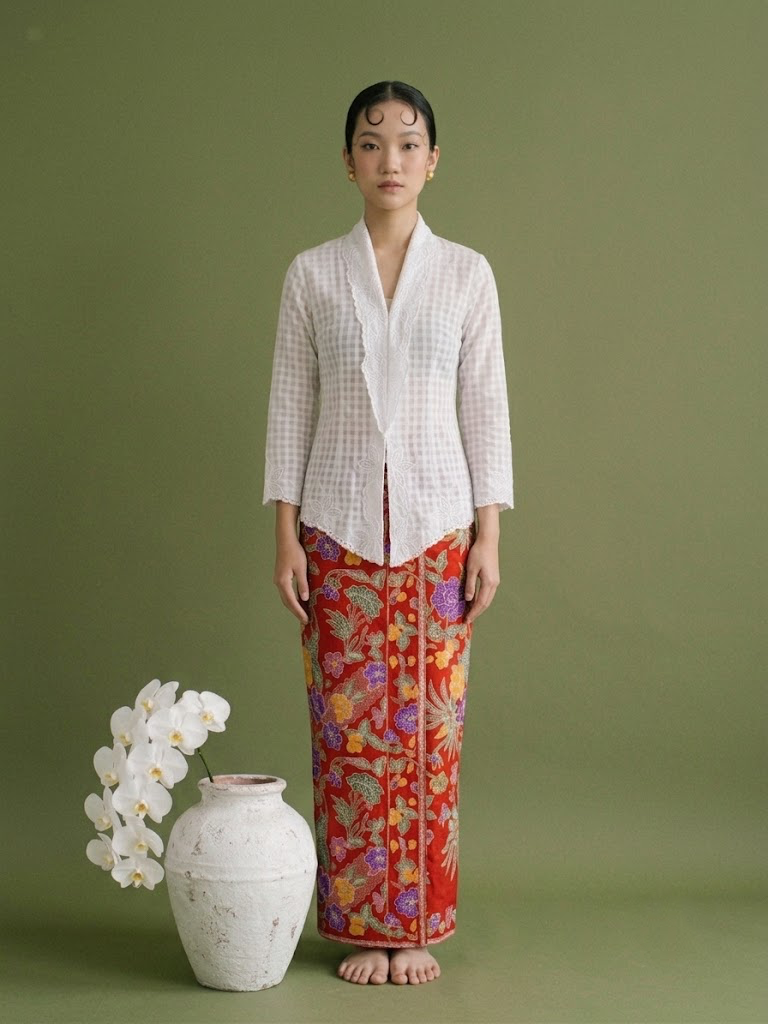 ZAALI - Kebaya Azalea Organza Embroidery
