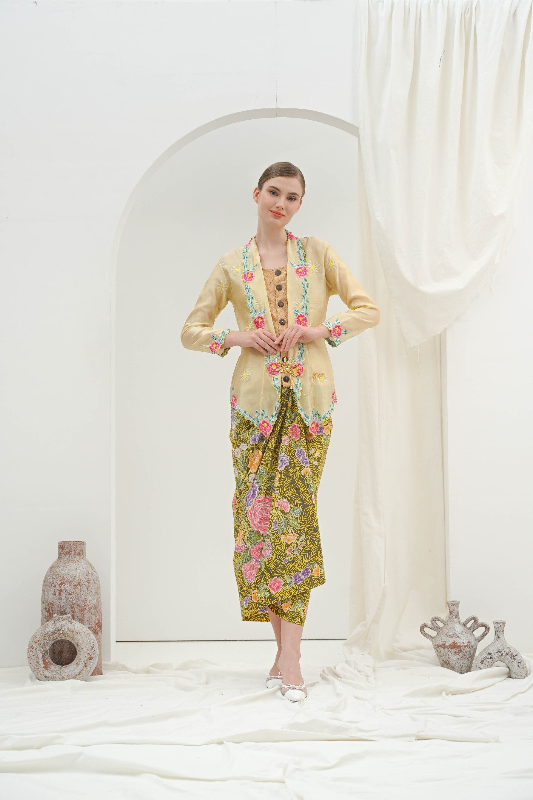 ZAALI Kebaya Dara Yellow Bougenville