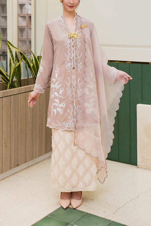 Image of ZAALI - Long Kebaya Cala Lilly One Set With Tenun And Shawl