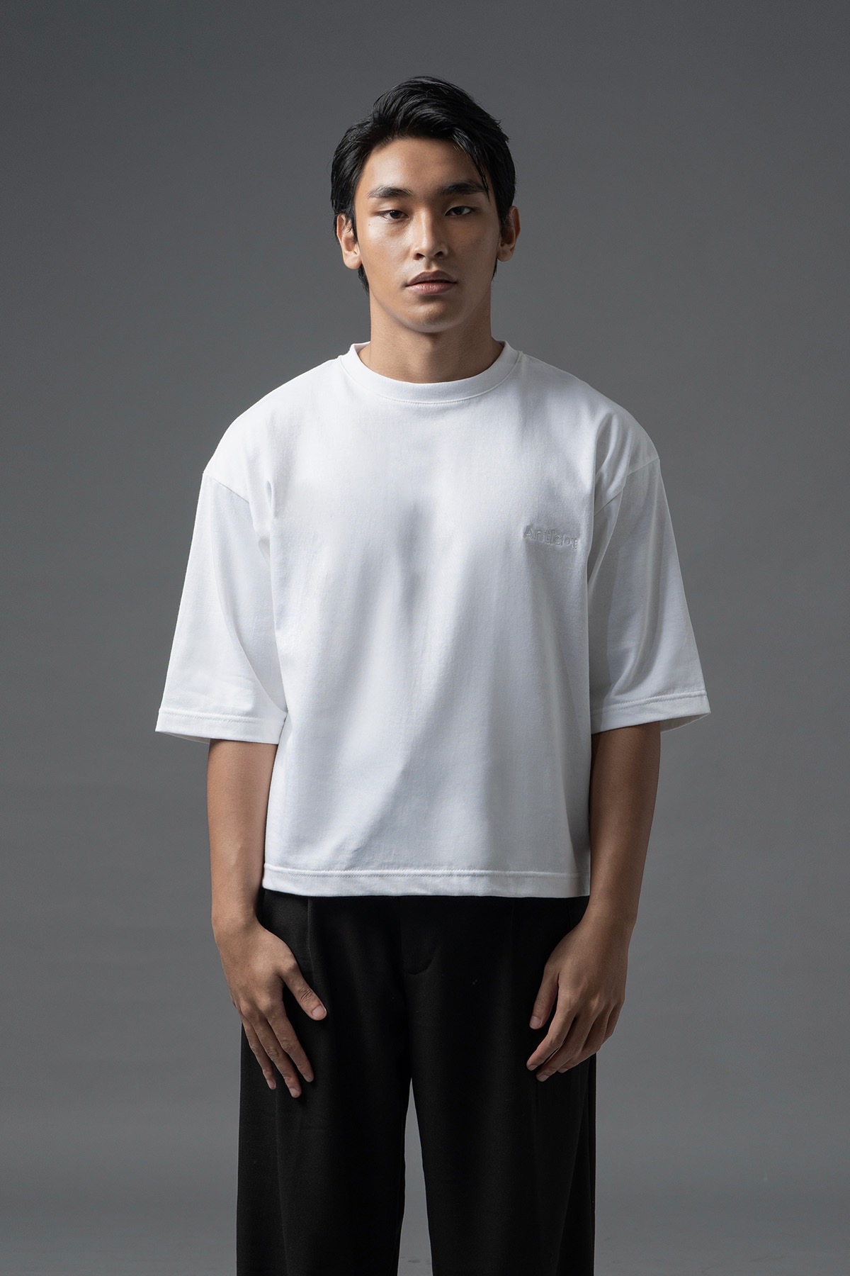 Essential Boxy Cropped Tee