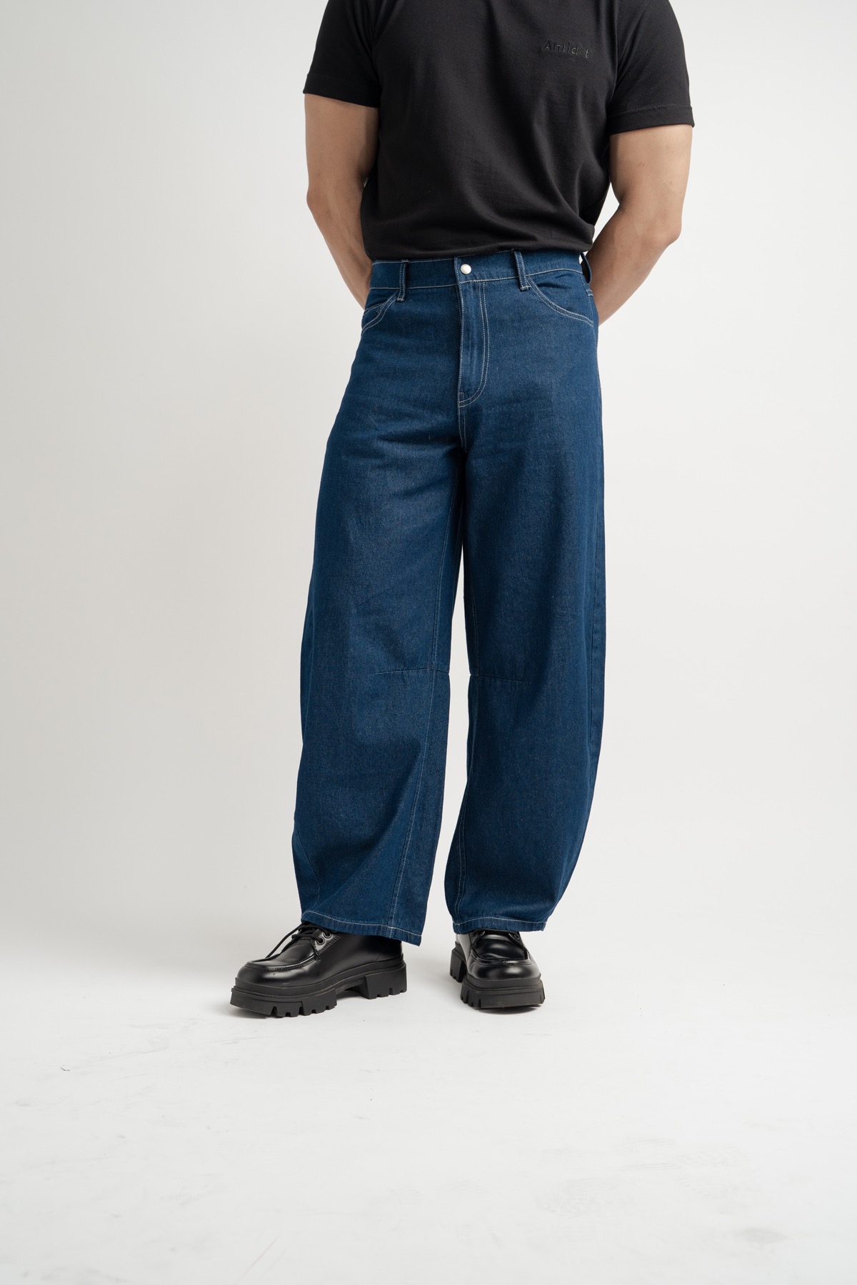 Elliot Barrel Denim Pants