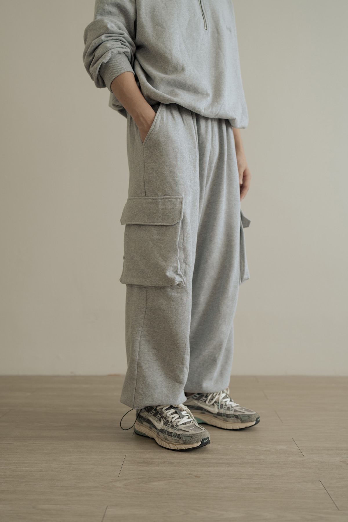 Signature Cargo Pants