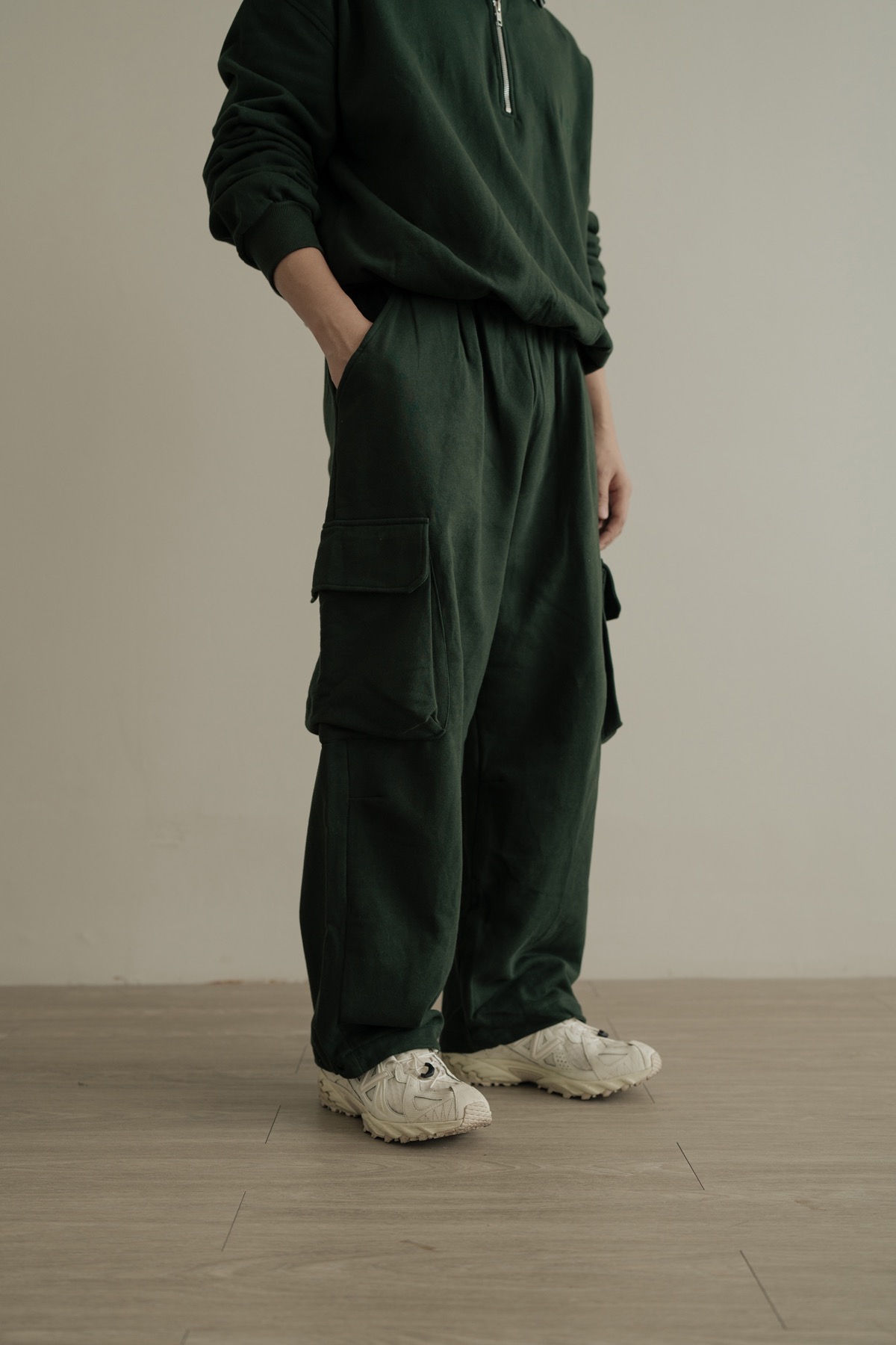 Signature Cargo Pants