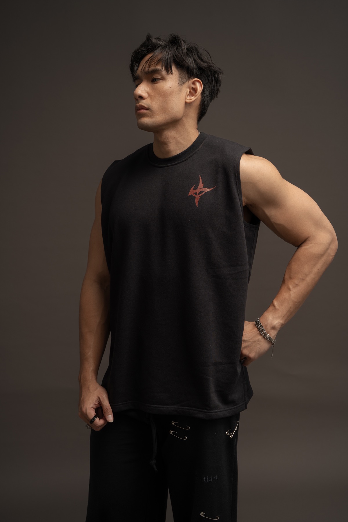 Team Villains Sleeveless Tee in Black